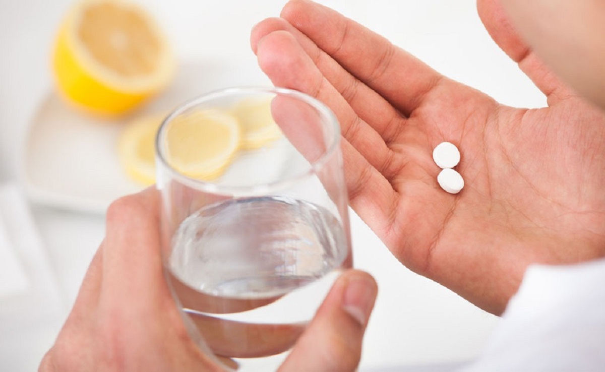 বেশি দামে বিক্রি হচ্ছে ব্লাড প্রেশার থেকে শুরু করে ক্যানসারের ওষুধ! ঠিক কী হচ্ছে?