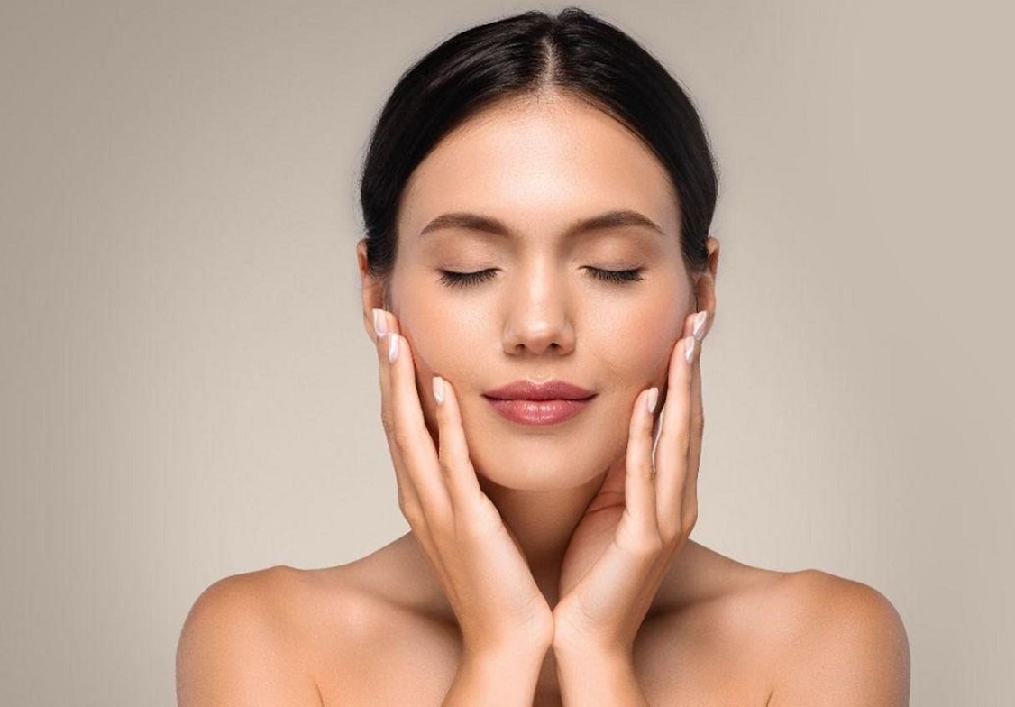 ত্বকের জেল্লা বাড়াতে চান, ডায়েটে রাখুন এই ৫টি খাবার!