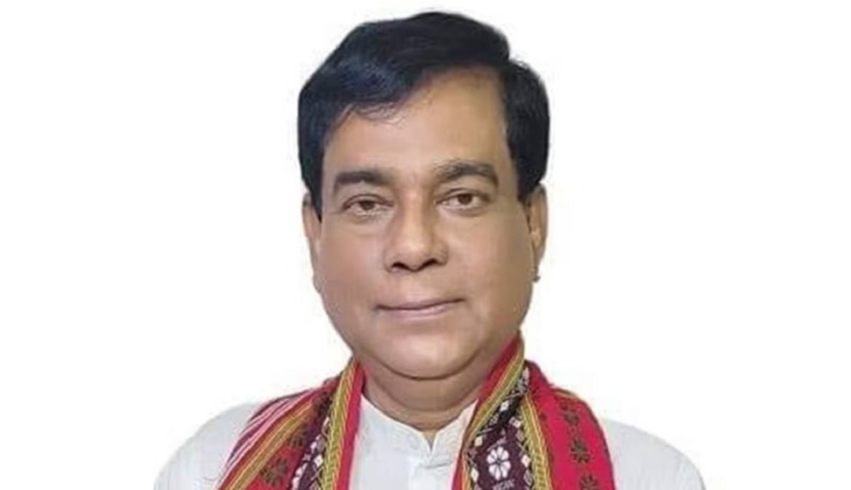 ড্রেন নির্মাণ ঘিরে বি*পর্যয়! ঘটনাস্থলে মেয়র